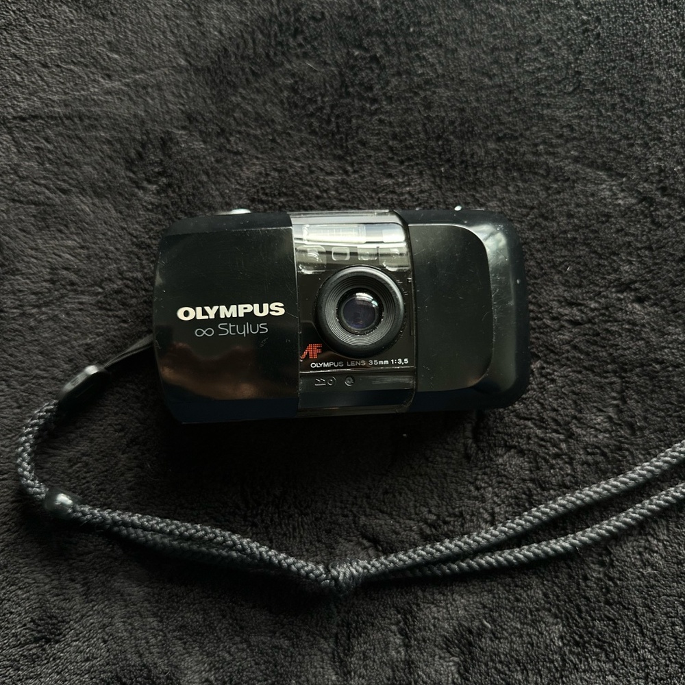 Olympus Infinity Stylus 35mm Film Camera Point & Shoot TESTED